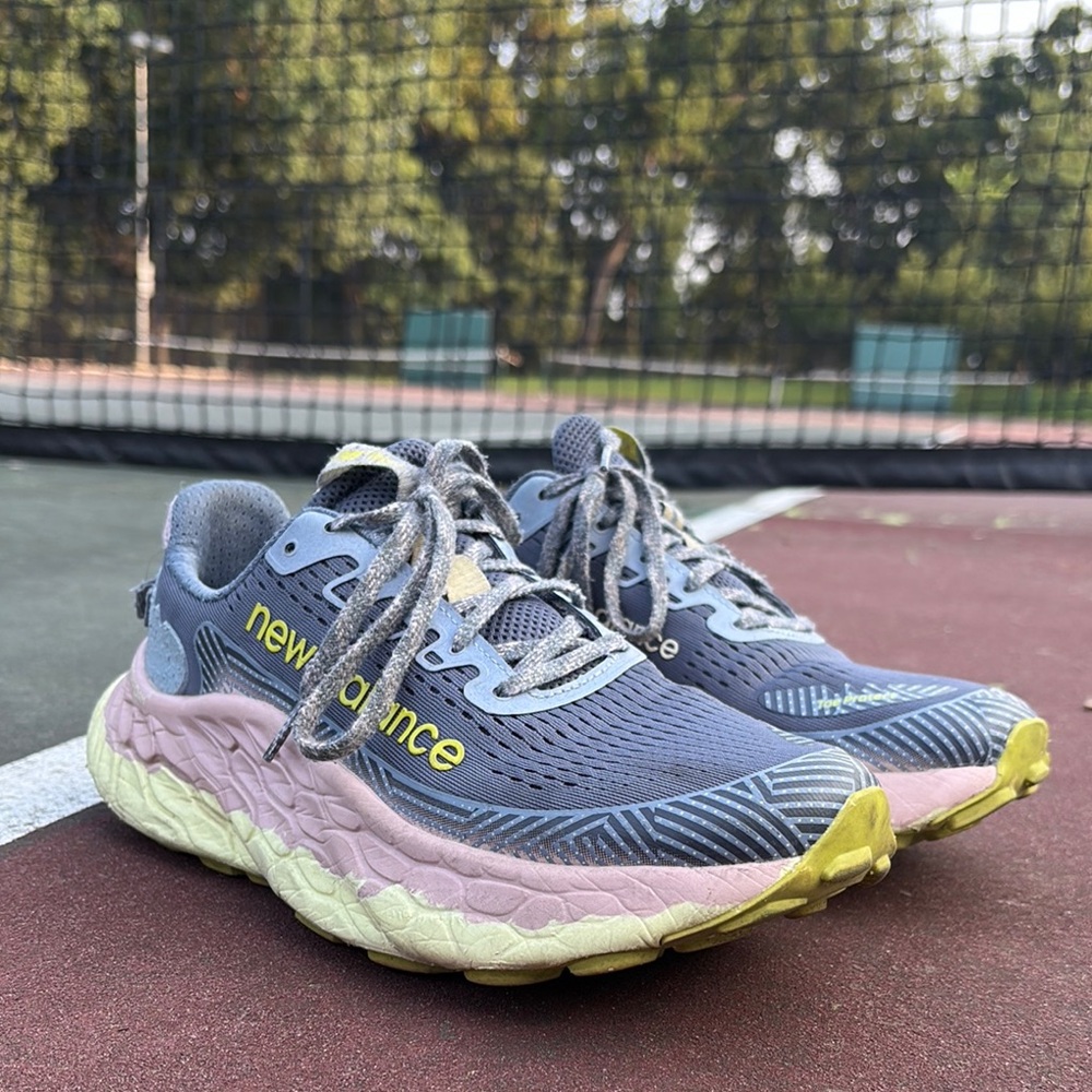 New Balance Women's Gray and Pink Running Shoes